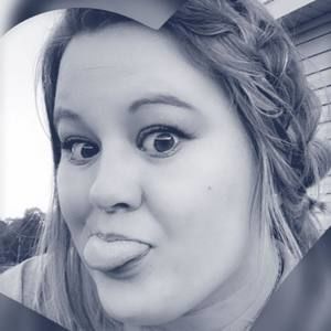 Meet your Posher, Holli